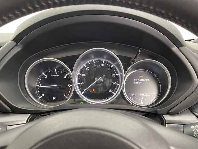 マツダ ＣＸ－８ XD プロアクティブ 大分県 2022(令4)年 9.8万km ポリメタルグレーM 法人1オーナー/6人乗り/4WD/ディーゼルターボ/スマートブレーキサポート（SBS）/マツダレーダークルーズコントロール（MRCC）/アダプティブLEDヘッドライト（ALH）/レーンキープアシストシステム（LAS）/ドライバーアテンションアラート（DAA）/交通標識認識システム（TSR）/ヘッドアップディスプレイ（HUD）/ブラインドスポットモニタリング（BSM）/360°モニター/10.25インチセンターディスプレイ/・BT対応、USB、AM/FM/・AppleCarPlay、AndroidAuto/ステアリングスイッチ/ETC/ステアリングヒーター/前席パワーシート/運転席2メモリーシート/1.2列目シートヒーター/パワーバックドア/アイドリングストップ/横滑り防止装置/電動格納ミラー/オートライト/LEDヘッドライト/リアフォグ/コーナーセンサー/純正19インチアルミホイール/地図SD、保証書、取説、スペアキー有り