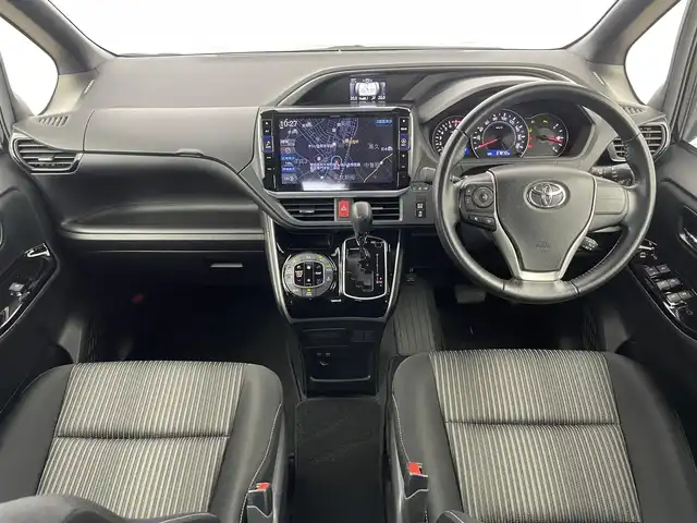 トヨタ ヴォクシー ZS 煌Ⅱ 埼玉県 2020(令2)年 3.8万km ブラック ＡＬＰＩＮＥ１１インチナビ　バックカメラ　ＥＴＣ　前後ドライブレコーダー　クルーズコントロール　トヨタセーフティセンス　両側パワースライドドア　純正アルミホイール　ＬＥＤライト　オートライト　地デジ
