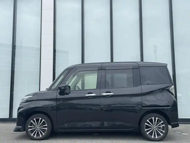 トヨタ ルーミー カスタムG－T 大阪府 2022(令4)年 2.9万km ブラックマイカメタリック 純正９インチナビ　/   フルセグTV/CD/DVD/Bluetooth　/パノラミックビューモニター/スマートアシスト/フロントコーナーセンサー　　/前席シートヒーター　/両側パワースライドドア　/レーダークルーズコントロール/レーンキープアシスト　/アイドリングストップ　/前後ドライブレコーダー/純正15インチアルミホイール/ターボ車　/ＥＴＣ　/ＬＥＤ