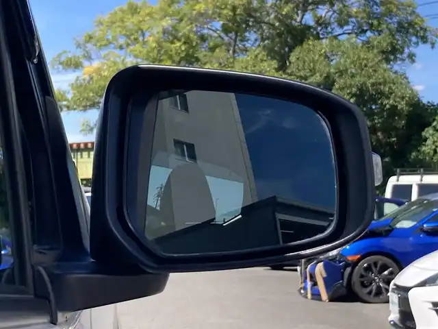 日産 デイズ ハイウェイスターX 静岡県 2020(令2)年 3万km ホワイトパール エマージェンシーブレーキ/純正9インチナビ(MM319D-L)/　AM FM CD DVD Bluetooth AUX/LEDオートヘッドランプ/前後方クリアランスソナー/純正14インチアルミホイール/革巻きステアリング/ステアリングスイッチ/スマートキー＆プッシュスタート/パーキングアシスト/アイドリングストップ/フルセグTV/アラウンドビューモニター