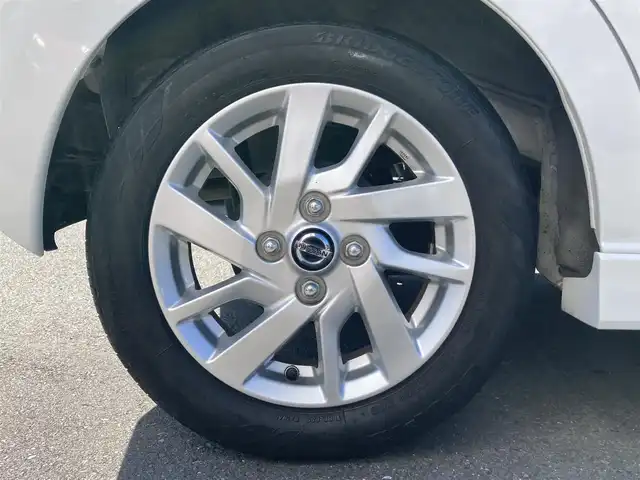 日産 デイズ ハイウェイスターX 静岡県 2020(令2)年 3万km ホワイトパール エマージェンシーブレーキ/純正9インチナビ(MM319D-L)/　AM FM CD DVD Bluetooth AUX/LEDオートヘッドランプ/前後方クリアランスソナー/純正14インチアルミホイール/革巻きステアリング/ステアリングスイッチ/スマートキー＆プッシュスタート/パーキングアシスト/アイドリングストップ/フルセグTV/アラウンドビューモニター