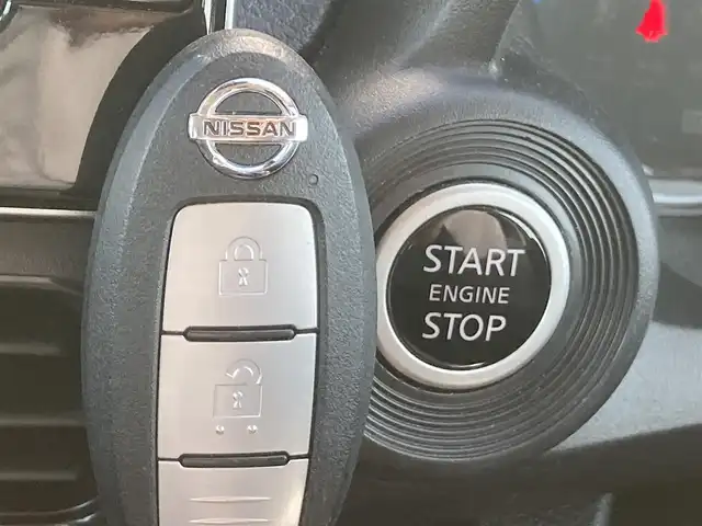 日産 デイズ ハイウェイスターX 静岡県 2020(令2)年 3万km ホワイトパール エマージェンシーブレーキ/純正9インチナビ(MM319D-L)/　AM FM CD DVD Bluetooth AUX/LEDオートヘッドランプ/前後方クリアランスソナー/純正14インチアルミホイール/革巻きステアリング/ステアリングスイッチ/スマートキー＆プッシュスタート/パーキングアシスト/アイドリングストップ/フルセグTV/アラウンドビューモニター