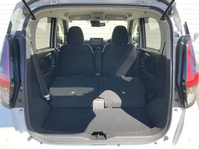 日産 デイズ ハイウェイスターX 静岡県 2020(令2)年 3万km ホワイトパール エマージェンシーブレーキ/純正9インチナビ(MM319D-L)/　AM FM CD DVD Bluetooth AUX/LEDオートヘッドランプ/前後方クリアランスソナー/純正14インチアルミホイール/革巻きステアリング/ステアリングスイッチ/スマートキー＆プッシュスタート/パーキングアシスト/アイドリングストップ/フルセグTV/アラウンドビューモニター