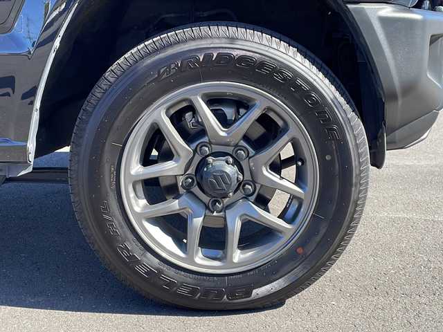 スズキ ジムニー XC 道北・旭川 2024(令6)年 0.5万km ブルーイッシュブラックパール3 /4WD//禁煙車//社外メモリナビ//CD/DVD/SD/MSV/BT/フルセグ//バックカメラ//セーフティサポート//衝突軽減ブレーキ//レーンキープ //アイドリングストップ//クルーズコントロール//ヒルディセントコントロール//シートヒーター //ミラーヒーター //オートハイビーム//オートライト//LEDヘッドライト//フォグライト //ヘッドライトウォッシャー//オートリトラミラー//前後ドライブレコーダー//純正フロアマット//ドアバイザー