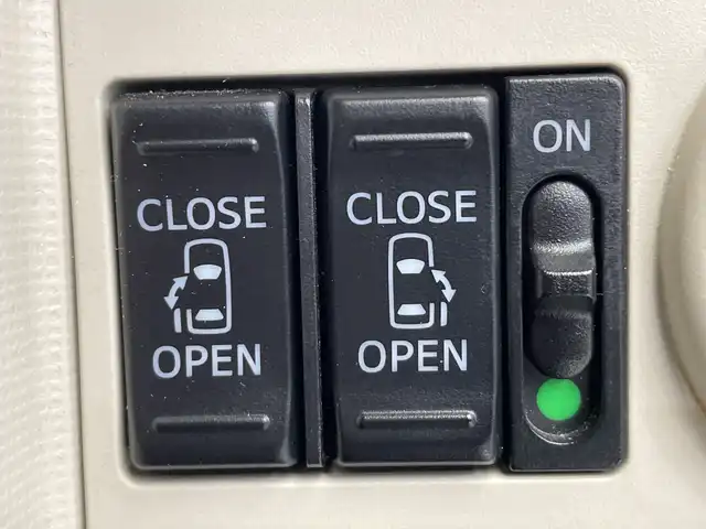 ダイハツ ムーヴ キャンバス G ブラックインテリア リミテッド SAⅢ 栃木県 2019(平31)年 4万km スムースグレーマイカメタリック/プラムブラウンクリスタルマイカ 2トーン 純正ナビ/（CD/DVD/フルセグ/Bluetooth/SD/HDMI）/全方位カメラ/スマートアシストIII/ETC/両側パワースライドドア/禁煙車/２トーン/オートライト/LEDヘッドライト/横滑り防止装置/スマートキー/プッシュスタート/アイドリングストップ/ステアリングスイッチ/革巻きステアリング/電動格納ミラー/純正フロアマット