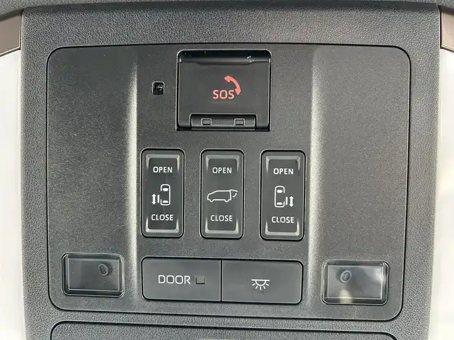 トヨタ アルファードハイブリット Z 鹿児島県 2024(令6)年 2.3万km プラチナホワイトパールマイカ 純正フリップダウンモニター/純正メモリナビ/　　CD/DVD/BT/フルセグ/アラウンドビューモニター/両側パワースライドドア/LEDヘッドライト/レザーシート/純正18インチアルミホイール/純正ビルトインETC2.0/オットマン/電動リアゲート/社外ドライブレコーダー