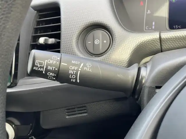 ホンダ フィット ベーシック 岡山県 2020(令2)年 4.7万km クリスタルブラックパール メモリナビ　AVIC-RZ403/CD、Bluetooth、AM、FM/バックカメラ/ETC/ホンダセンシング/・衝突軽減ブレーキ/・誤発進抑制機能/・後方誤発進抑制機能/・歩行者事故低減ステアリング/・路外逸脱抑制機能/・渋滞追従機能付アダブティブクルーズコントロール/・車線維持支援システム/・先行車発進お知らせ機能/・標識認識機能/・オートハイビーム