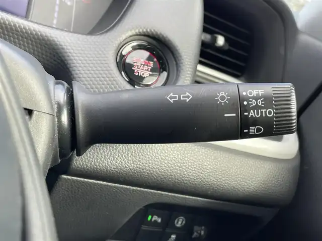 ホンダ フィット ベーシック 岡山県 2020(令2)年 4.7万km クリスタルブラックパール メモリナビ　AVIC-RZ403/CD、Bluetooth、AM、FM/バックカメラ/ETC/ホンダセンシング/・衝突軽減ブレーキ/・誤発進抑制機能/・後方誤発進抑制機能/・歩行者事故低減ステアリング/・路外逸脱抑制機能/・渋滞追従機能付アダブティブクルーズコントロール/・車線維持支援システム/・先行車発進お知らせ機能/・標識認識機能/・オートハイビーム