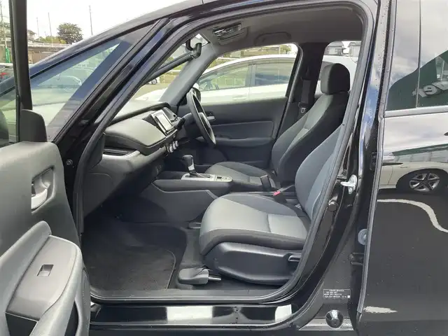 ホンダ フィット ベーシック 岡山県 2020(令2)年 4.7万km クリスタルブラックパール メモリナビ　AVIC-RZ403/CD、Bluetooth、AM、FM/バックカメラ/ETC/ホンダセンシング/・衝突軽減ブレーキ/・誤発進抑制機能/・後方誤発進抑制機能/・歩行者事故低減ステアリング/・路外逸脱抑制機能/・渋滞追従機能付アダブティブクルーズコントロール/・車線維持支援システム/・先行車発進お知らせ機能/・標識認識機能/・オートハイビーム