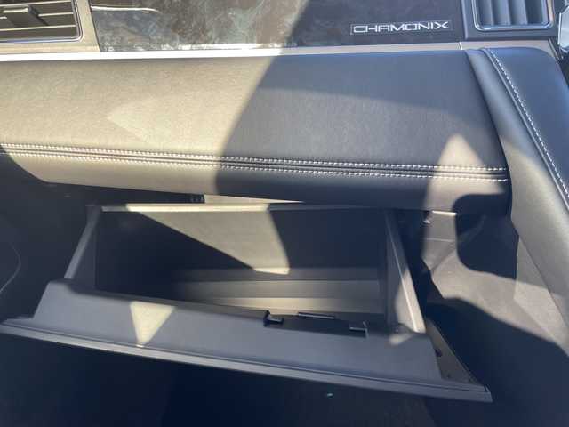 三菱 デリカＤ：５ シャモニー 石川県 2025(令7)年 0.1千km 黒Ⅱ 登録未使用車/禁煙車/4WD　/e-Assist/D:5専用アルパイン11位インチナビ/　　AM/FM/CD/DVD/フルセグ/BT/HDMI/USB/バックモニター/両側パワースライドドア/パワーバックドア/レーダークルーズコントロール/LEDオートライト/オートマチックハイビーム/ハーフレザーシート/前席シートヒーター/純正18インチアルミホイール/電動パーキングブレーキ/オートホールドブレーキ/パドルシフト/ハンドルヒーター/アイドリングストップ/ブラインドスポットモニター/スペアキー/スマートキー