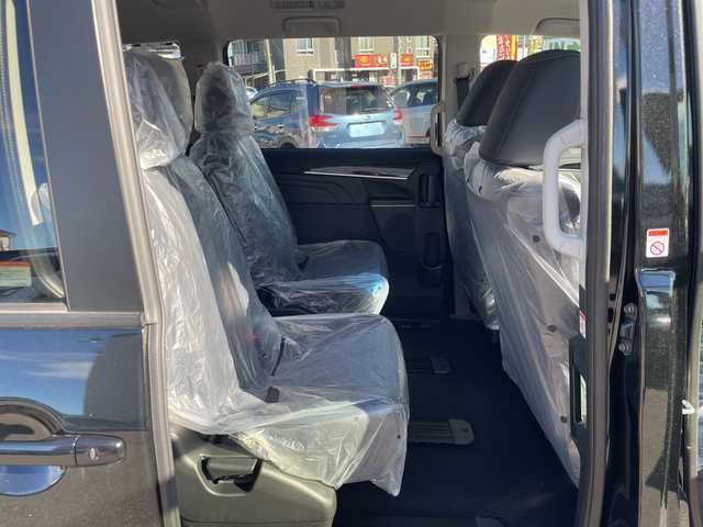 三菱 デリカＤ：５ シャモニー 石川県 2025(令7)年 0.1千km 黒Ⅱ 登録未使用車/禁煙車/4WD　/e-Assist/D:5専用アルパイン11位インチナビ/　　AM/FM/CD/DVD/フルセグ/BT/HDMI/USB/バックモニター/両側パワースライドドア/パワーバックドア/レーダークルーズコントロール/LEDオートライト/オートマチックハイビーム/ハーフレザーシート/前席シートヒーター/純正18インチアルミホイール/電動パーキングブレーキ/オートホールドブレーキ/パドルシフト/ハンドルヒーター/アイドリングストップ/ブラインドスポットモニター/スペアキー/スマートキー