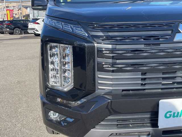 三菱 デリカＤ：５ シャモニー 石川県 2025(令7)年 0.1千km 黒Ⅱ 登録未使用車/禁煙車/4WD　/e-Assist/D:5専用アルパイン11位インチナビ/　　AM/FM/CD/DVD/フルセグ/BT/HDMI/USB/バックモニター/両側パワースライドドア/パワーバックドア/レーダークルーズコントロール/LEDオートライト/オートマチックハイビーム/ハーフレザーシート/前席シートヒーター/純正18インチアルミホイール/電動パーキングブレーキ/オートホールドブレーキ/パドルシフト/ハンドルヒーター/アイドリングストップ/ブラインドスポットモニター/スペアキー/スマートキー