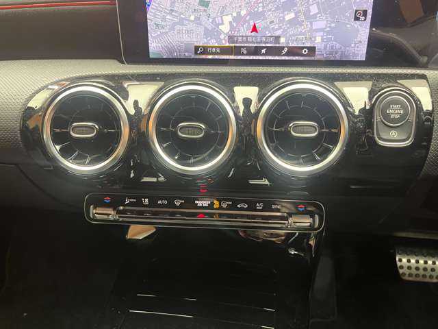 メルセデス・ベンツ Ａ２００ｄ AMGライン 千葉県 2020(令2)年 3.1万km イリジウムシルバー ACC　/半革シート　/ナビ　/TV　/Bカメラ　/Bluetooth接続　/電動シート　/シートヒーター　/LEDヘッドライト　/ハイビームアシストプラス　/アクティブパーキングアシスト　/衝突軽減B　/BSM　/LKA　/ETC
