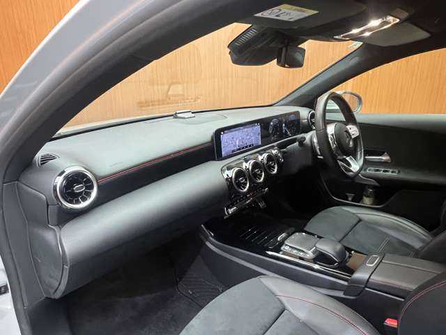 メルセデス・ベンツ Ａ２００ｄ AMGライン 千葉県 2020(令2)年 3.1万km イリジウムシルバー ACC　/半革シート　/ナビ　/TV　/Bカメラ　/Bluetooth接続　/電動シート　/シートヒーター　/LEDヘッドライト　/ハイビームアシストプラス　/アクティブパーキングアシスト　/衝突軽減B　/BSM　/LKA　/ETC