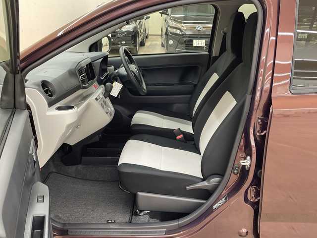 ダイハツ ミラ イース X SAⅢ 道央・札幌 2025(令7)年 0.4万km プラムブラウンクリスタルマイカ /オーディオレス//バックカメラ取付有//４WD//スマートアシスト車//衝突軽減ブレーキ//オートライト//オートハイビーム//コーナーセンサー//横滑り防止装置//アイドリングストップ//パワーウィンドウ