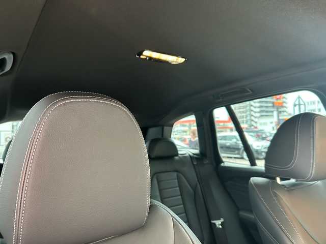 ＢＭＷ Ｘ３ xDrive20d Mスポーツ 富山県 2018(平30)年 5万km サファイアブラックP 純正HDDナビ/フルセグテレビ/CD/DVD再生/接続Bluetooth/Screen Mirroring/USB/ワイヤレスチャージ/360°カメラ/ブラックレザーシート/D/N席パワーシート/全席シートヒーター/ヘッドアップディスプレイ/アイドリングストップ/ジェスチャーコントロール/ACC/レーンキープ /プッシュスタート/パワーバックドア/ミラ内蔵型ETC/LEDヘッドライト/オートライト/純正２０インチアルミホイール/ディスプレイキー