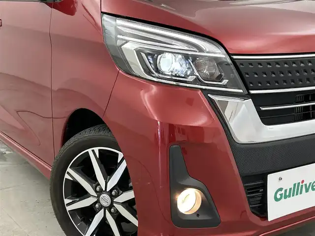 日産 デイズ ルークス ハイウェイスター Gターボ 福岡県 2018(平30)年 1.7万km スパークリングレッド/ブラック 純正ナビ（ＢＴ，フルセグＴＶ）　/全方位カメラ　/ＥＴＣ　/前方ドラレコ　/クルーズコントロール　/コーナーセンサー　/エマージェンシーブレーキ　/両側電動スライドドア　/ナノイー　/純正１５インチＡＷ　/ＬＥＤライト