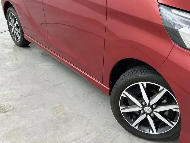 日産 デイズ ルークス ハイウェイスター Gターボ 福岡県 2018(平30)年 1.7万km スパークリングレッド/ブラック 純正ナビ（ＢＴ，フルセグＴＶ）　/全方位カメラ　/ＥＴＣ　/前方ドラレコ　/クルーズコントロール　/コーナーセンサー　/エマージェンシーブレーキ　/両側電動スライドドア　/ナノイー　/純正１５インチＡＷ　/ＬＥＤライト