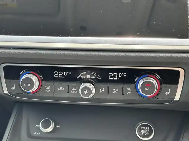 アウディ Ｑ３ 35TDIクワトロ アドバンスド 茨城県 2021(令3)年 3.9万km グレイシアホワイトメタリック ワンオーナー　/ベーシックＰＫＧ/・シートヒーター/・パワーシート/・パワーテールゲート/・オートホールド/・アドバンストキー　/アシスタンスＰＫＧ/・ＡＣＣ/・オートハイビーム/・サイドアシスト　/・レーンアシスト/３６０度カメラ　/パーキングエイド/黒革/ＬＥＤ　/純正１８ｉｎＡＷ　/ＥＴＣ2.0　/禁煙車