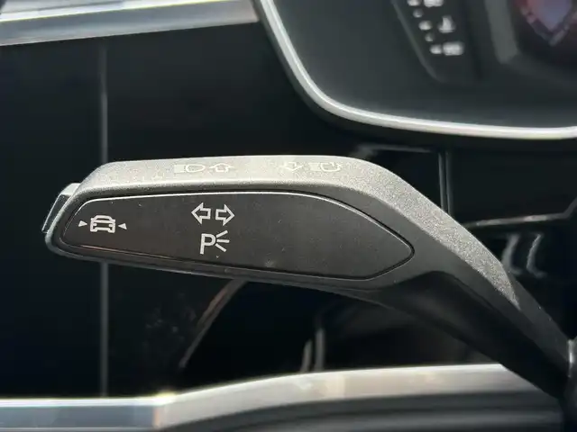 アウディ Ｑ３ 35TDIクワトロ アドバンスド 茨城県 2021(令3)年 3.9万km グレイシアホワイトメタリック ワンオーナー　/ベーシックＰＫＧ/・シートヒーター/・パワーシート/・パワーテールゲート/・オートホールド/・アドバンストキー　/アシスタンスＰＫＧ/・ＡＣＣ/・オートハイビーム/・サイドアシスト　/・レーンアシスト/３６０度カメラ　/パーキングエイド/黒革/ＬＥＤ　/純正１８ｉｎＡＷ　/ＥＴＣ2.0　/禁煙車