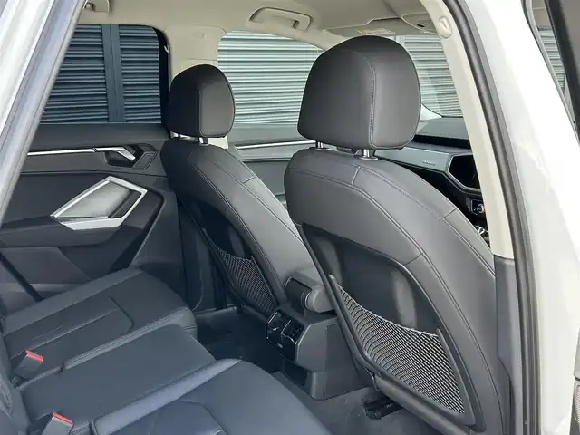 アウディ Ｑ３ 35TDIクワトロ アドバンスド 茨城県 2021(令3)年 3.9万km グレイシアホワイトメタリック ワンオーナー　/ベーシックＰＫＧ/・シートヒーター/・パワーシート/・パワーテールゲート/・オートホールド/・アドバンストキー　/アシスタンスＰＫＧ/・ＡＣＣ/・オートハイビーム/・サイドアシスト　/・レーンアシスト/３６０度カメラ　/パーキングエイド/黒革/ＬＥＤ　/純正１８ｉｎＡＷ　/ＥＴＣ2.0　/禁煙車
