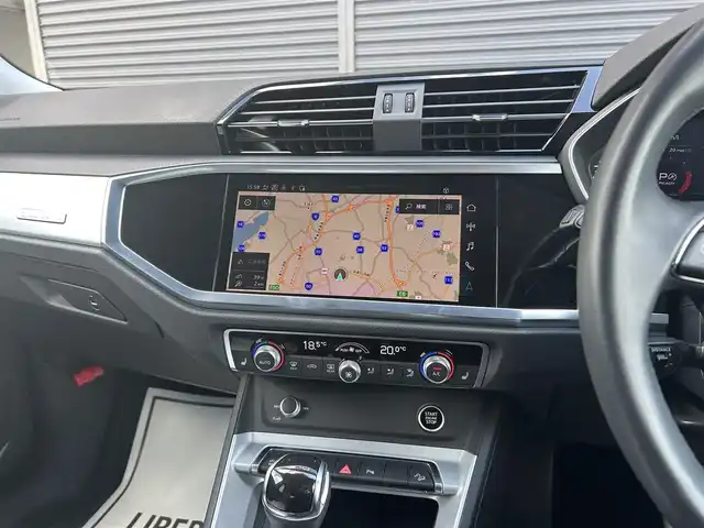 アウディ Ｑ３ 35TDIクワトロ アドバンスド 茨城県 2021(令3)年 3.9万km グレイシアホワイトメタリック ワンオーナー　/ベーシックＰＫＧ/・シートヒーター/・パワーシート/・パワーテールゲート/・オートホールド/・アドバンストキー　/アシスタンスＰＫＧ/・ＡＣＣ/・オートハイビーム/・サイドアシスト　/・レーンアシスト/３６０度カメラ　/パーキングエイド/黒革/ＬＥＤ　/純正１８ｉｎＡＷ　/ＥＴＣ2.0　/禁煙車