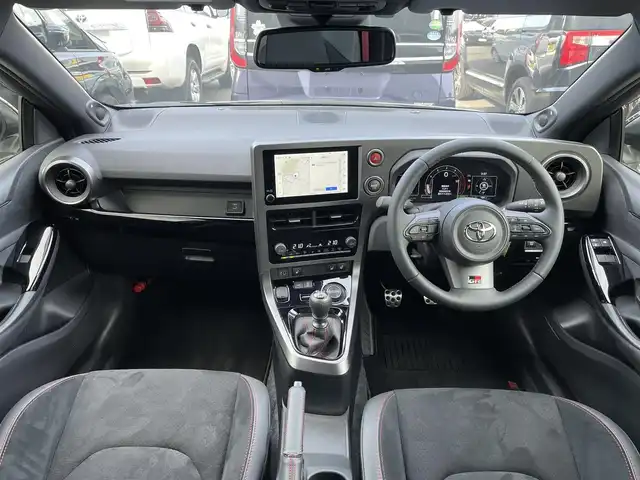 トヨタ ＧＲヤリス RZ ハイパフォーマンス 東京都 2024(令6)年 0.3万km プラチナホワイトパールマイカ 純正コネクトナビ/バックモニター/プリクラッシュセーフティ/レーンディパーチャー/ブラインドスポット/レーダークルーズコントロール/シートヒーター/ＥＴＣ/スマートキー/ステアリングスイッチ