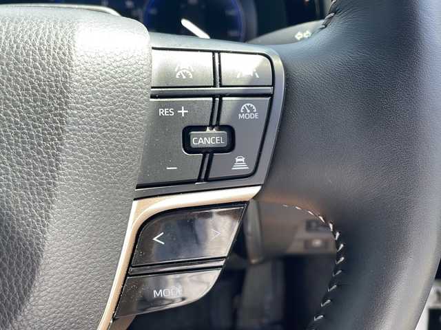 トヨタ クラウン スポーツ Z 秋田県 2024(令6)年 2万km プレシャスホワイトパール ４WD/純正メモリナビ/純正ETC2.0/全方位バックカメラ/運助パワーシート/運助エアシート/運助シートヒーター/純正AW/置くだけ充電器あり