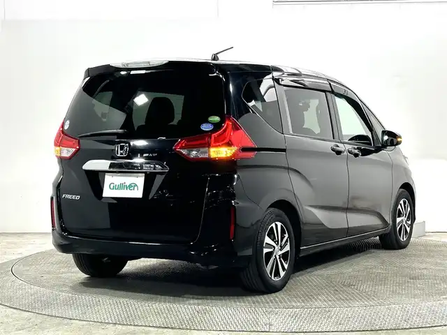 ホンダ フリード G ホンダセンシング 大阪府 2018(平30)年 5.4万km プレミアムスパークルブラックパール 純正9incナビ(フルセグ/DVD再生/Bluetooth) バックカメラ ETC 両側パワースライドドア ハーフレザー 衝突軽減 レーダークルコン レーンアシスト オートライト ドラレコ