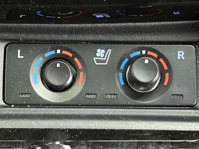 トヨタ アルファードハイブリット SR Cパッケージ 道央・札幌 2021(令3)年 2.3万km ホワイトパールクリスタルシャイン ・ワンオーナー/・禁煙車/・４WD/・モデリスタエアロ/・JBLサウンド/・純正10インチナビ/　CD/DVD/SD/BT/フルセグ/・純正フリップダウンモニター/・パノラミックビューモニター/・デジタルインナーミラー/・ビルトインETC2.0/・前後ドライブレコーダー/・トヨタセーフティセンス/・プリクラッシュセーフティ/・レーダークルーズコントロール/・レーンキープアシスト/・オートハイビーム/・クリアランスソナー/・BSM/・PKSB/・RSA/・RCTA/・nanoe/・レザーシート/・パワーシート/・エア/シートヒーター/・ステアリングヒーター/・両側パワースライドドア/・パワーバックドア/・3眼LEDヘッドライト/・フォグライト/・オートライト/・プッシュスタート/・スマートキー/・純正フロアマット/・ドアバイザー