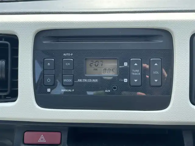 スズキ アルト F 静岡県 2017(平29)年 3.3万km シルキーシルバーメタリック 純正CDデッキ/社外14インチAW/キーレス /純正フロアマット/純正ドアバイザー/ETC/スペアキー/取扱説明書/R4/6点検記録簿有