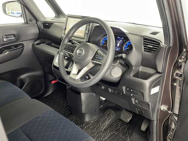 日産 ルークス HWS X プロパイロットED 宮崎県 2020(令2)年 3.4万km アッシュブラウンM ワンオーナー/プロパイロット/エマ―ジェンシーブレーキ/車線逸脱警報/車線逸脱防止支援/オートマチックハイビーム/クリアランスソナー/ふらつき警報/速度標識表示/道路標識表示/純正9インチSDナビ/フルセグTV/CD/DVD/Bluetooth/アラウンドビューモニター/両側パワースライドドア/ハンズフリーオートスライドドア/純正14インチAW/LEDヘッドライト/ナビ一体型ドライブレコーダー/ビルトインETC/保証書/取扱説明書