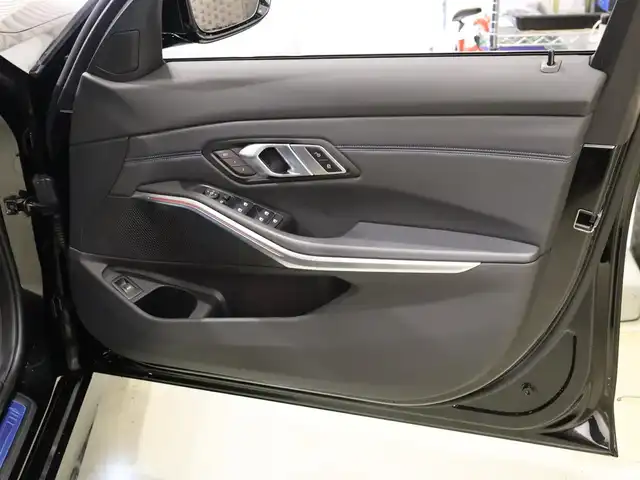 ＢＭＷ ３２０ｄ xDrive Mスポーツ 静岡県 2020(令2)年 4.1万km サファイアブラックP 純正ナビ/フルセグTV/ハーフレザーシート/ACC/LKA/360°カメラ/コンフォートパッケージ/アンビエントライト/ドライブレコーダー(CSD-750FHG)/前席シートヒーター/アダプティブLEDヘッドライト/パドルシフト/ワイヤレス充電