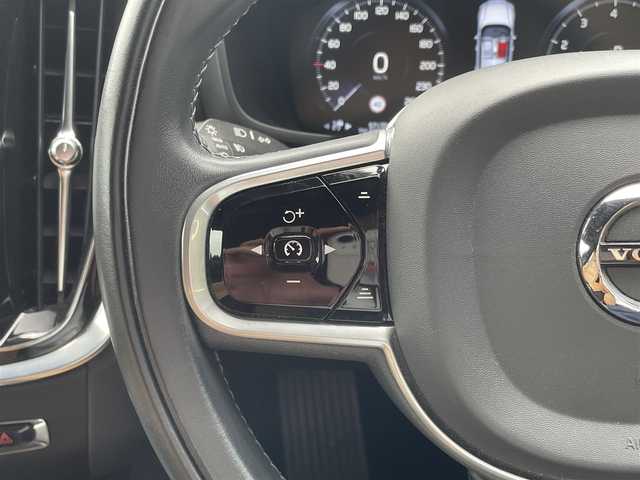 ボルボ Ｖ６０ T5 インスクリプション 宮崎県 2020(令2)年 5.8万km ぺブルグレー 純正ナビ/（Bluetooth/AppleCarPlay/AndroidAuto）/パノラマサンルーフ/アダプティブクルーズコントロール/全方位カメラ/ハーマンカードン/衝突軽減ブレーキ/ヘッドアップディスプレイ/アンバーレザーシート/全席シートヒーター/ベンチレーション/ステアリングヒーター/LEDヘッドライト