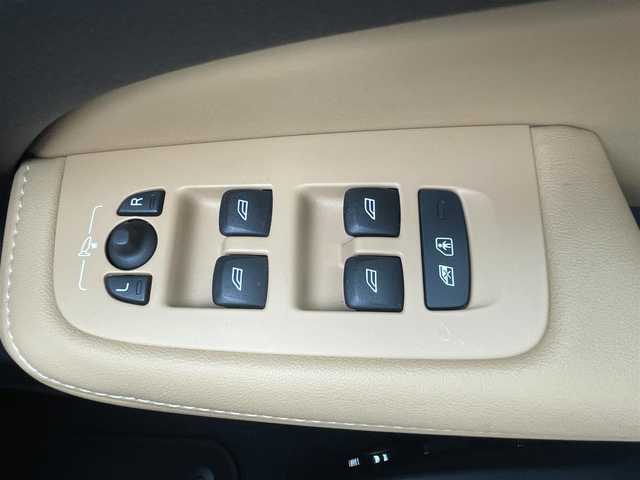ボルボ Ｖ６０ T5 インスクリプション 宮崎県 2020(令2)年 5.8万km ぺブルグレー 純正ナビ/（Bluetooth/AppleCarPlay/AndroidAuto）/パノラマサンルーフ/アダプティブクルーズコントロール/全方位カメラ/ハーマンカードン/衝突軽減ブレーキ/ヘッドアップディスプレイ/アンバーレザーシート/全席シートヒーター/ベンチレーション/ステアリングヒーター/LEDヘッドライト