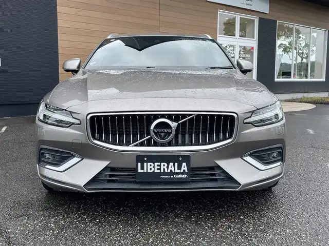 ボルボ Ｖ６０ T5 インスクリプション 宮崎県 2020(令2)年 5.8万km ぺブルグレー 純正ナビ/（Bluetooth/AppleCarPlay/AndroidAuto）/パノラマサンルーフ/アダプティブクルーズコントロール/全方位カメラ/ハーマンカードン/衝突軽減ブレーキ/ヘッドアップディスプレイ/アンバーレザーシート/全席シートヒーター/ベンチレーション/ステアリングヒーター/LEDヘッドライト