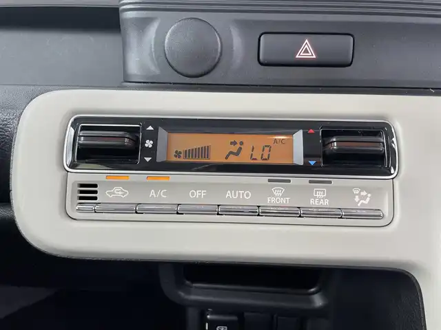 スズキ ワゴンＲ スマイル HYBRID X 愛知県 2023(令5)年 4.2万km ピュアホワイトパール/ブラック2トーン 社外7インチナビ（Panasonic）/バックカメラ/フルセグTV/Bluetooth/ヘッドアップディスプレイ/スズキセーフティーサポート/衝突被害軽減システム/横滑り防止装置/コーナーセンサー/クルーズコントロール/レーンキープアシスト/オートライト/オートマチックハイビーム/LEDヘッドライト/LEDフォグランプ/両側パワースライドドア/シートヒーター/フルフラットシート/ETC/純正フロアマット/プッシュスタート/スマートキー