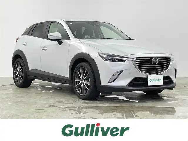 マツダ ＣＸ－３ XD 千葉県 2017(平29)年 8.8万km セラミックM 純正7型SDナビ/（AM＆FM＆CD＆DVD＆Bluetooth＆フルセグTV）/レーダークルーズコントロール/アクティブシティブレーキシステム/ブラインドスポットモニター/車線逸脱警報システム/バックカメラ/パドルシフト/ETC/アイドリングストップ/ヘッドアップディスプレイ/電動格納サイドミラー/LEDヘッドライト（オートライト付き）/ステアリングスイッチ/USBポート/12Vシガーソケット/ISOFIX/運転席シートリフター/オートエアコン/ウィンカーミラー/プッシュスタート