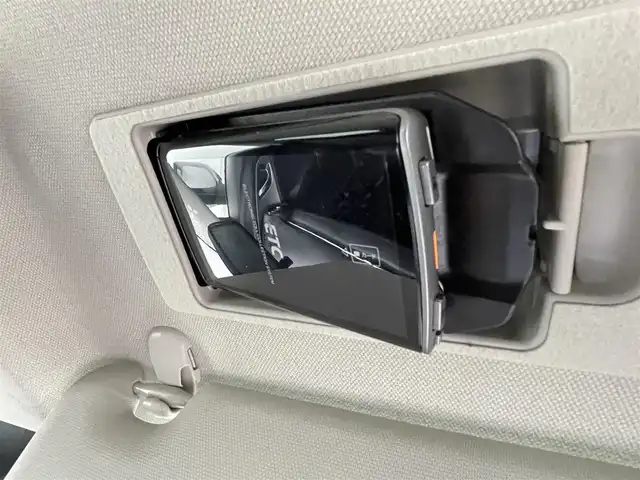 マツダ ＣＸ－３ XD 千葉県 2017(平29)年 8.8万km セラミックM 純正7型SDナビ/（AM＆FM＆CD＆DVD＆Bluetooth＆フルセグTV）/レーダークルーズコントロール/アクティブシティブレーキシステム/ブラインドスポットモニター/車線逸脱警報システム/バックカメラ/パドルシフト/ETC/アイドリングストップ/ヘッドアップディスプレイ/電動格納サイドミラー/LEDヘッドライト（オートライト付き）/ステアリングスイッチ/USBポート/12Vシガーソケット/ISOFIX/運転席シートリフター/オートエアコン/ウィンカーミラー/プッシュスタート