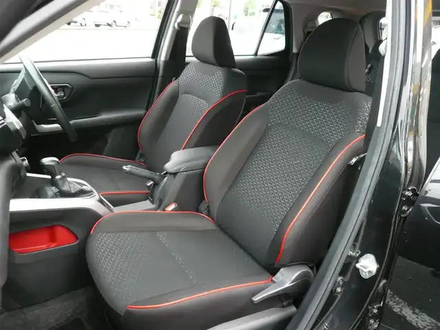 トヨタ ライズ Z 静岡県 2020(令2)年 3.3万km ブラックマイカメタリック ワンオーナー/禁煙車/ターボ車/carrozzeria SDナビ/（CD/DVD/BT/SD/USB/HDMI/フルセグTV）/パノラミックビゥーモニター（F.S.B）/前席シートヒーター/スマートアシスト/・衝突回避支援ブレーキ機能/・車線逸脱抑制制御機能/・ブレーキ制御付誤発進抑制機能/・アダプシブドライビングビーム/・先行車発進お知らせ機能/・進入禁止標識認識機能/・アダプティブクルーズコントロール/・衝突警報機能/・車線逸脱警報機能/・前後コーナーセンサー/・プッシュスタート　スマートキー/・レーンキープコントロール/LEDヘッドライト/前後ドライブレコーダー/ETC/保証書　取扱説明書/スペアキー