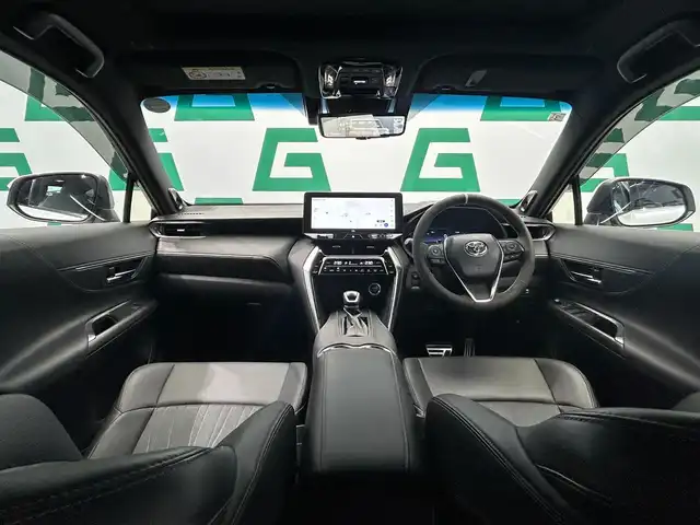 トヨタ ハリアー ハイブリッド Z 鹿児島県 2023(令5)年 2.7万km プラチナホワイトパールマイカ 禁煙車/12.3インチディスプレイオーディオ/（BT/フルセグTV/Carplay)/アラウンドビューカメラ/JBLプレミアムサウンドシステム/デジタルインナーミラー/D席パワーシート/パワーバックドア/アダプティブクルーズコントロール/レーントレーシングアシスト/ロードサインアシスト/トヨタセーフティセンス/・衝突回避支援パッケージ/・ブラインドスポットミニター/・パーキングサポートブレーキ/LEDヘッドライト/LEDフォグランプ/純正フロアマット/純正19インチアルミホイール