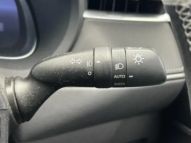 トヨタ ハリアー ハイブリッド Z 鹿児島県 2023(令5)年 2.7万km プラチナホワイトパールマイカ 禁煙車/12.3インチディスプレイオーディオ/（BT/フルセグTV/Carplay)/アラウンドビューカメラ/JBLプレミアムサウンドシステム/デジタルインナーミラー/D席パワーシート/パワーバックドア/アダプティブクルーズコントロール/レーントレーシングアシスト/ロードサインアシスト/トヨタセーフティセンス/・衝突回避支援パッケージ/・ブラインドスポットミニター/・パーキングサポートブレーキ/LEDヘッドライト/LEDフォグランプ/純正フロアマット/純正19インチアルミホイール