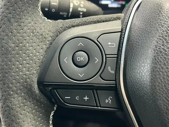 トヨタ ハリアー ハイブリッド Z 鹿児島県 2023(令5)年 2.7万km プラチナホワイトパールマイカ 禁煙車/12.3インチディスプレイオーディオ/（BT/フルセグTV/Carplay)/アラウンドビューカメラ/JBLプレミアムサウンドシステム/デジタルインナーミラー/D席パワーシート/パワーバックドア/アダプティブクルーズコントロール/レーントレーシングアシスト/ロードサインアシスト/トヨタセーフティセンス/・衝突回避支援パッケージ/・ブラインドスポットミニター/・パーキングサポートブレーキ/LEDヘッドライト/LEDフォグランプ/純正フロアマット/純正19インチアルミホイール