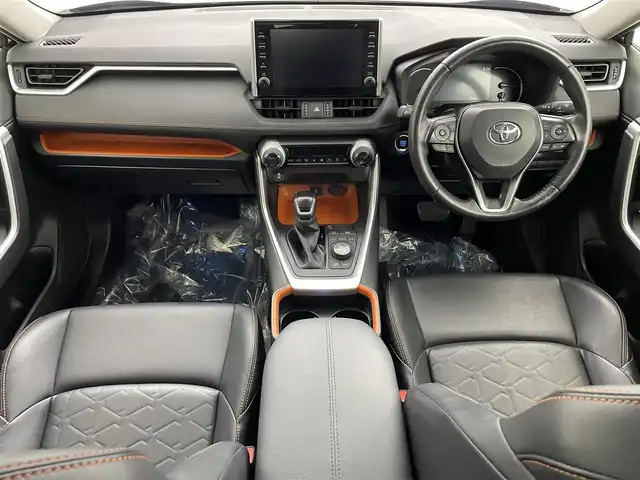 トヨタ ＲＡＶ４ アドベンチャー 埼玉県 2020(令2)年 5.1万km アティチュードブラックマイカ 禁煙　純正９インチナビ　アラウンドビューモニター　ＢＳＭ　パワーシート　レザーシート　ダウンヒルアシストコントロール　オートハイビーム　コーナーセンサー　Ｂｌｕｅｔｏｏｔｈ　ＥＴＣ