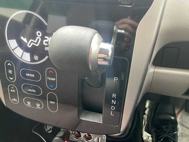 三菱 ｅＫワゴン M 福島県 2016(平28)年 8.2万km レッドメタリック オーディオ/・BT/USB/AUX/CD/FM/AM/ETC/デジタルインナーミラー/・ミラー式ドライブレコーダー/ベンチシート/・D席シートヒーター/・フルフラットシート/アイドリングストップ/電動格納ミラー/ハロゲンヘッドライト/・ヘッドライトレベライザー/ドアバイザー