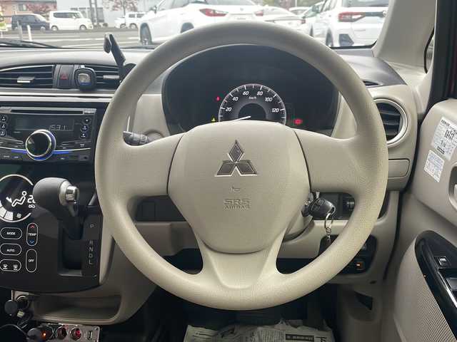 三菱 ｅＫワゴン M 福島県 2016(平28)年 8.2万km レッドメタリック オーディオ/・BT/USB/AUX/CD/FM/AM/ETC/デジタルインナーミラー/・ミラー式ドライブレコーダー/ベンチシート/・D席シートヒーター/・フルフラットシート/アイドリングストップ/電動格納ミラー/ハロゲンヘッドライト/・ヘッドライトレベライザー/ドアバイザー