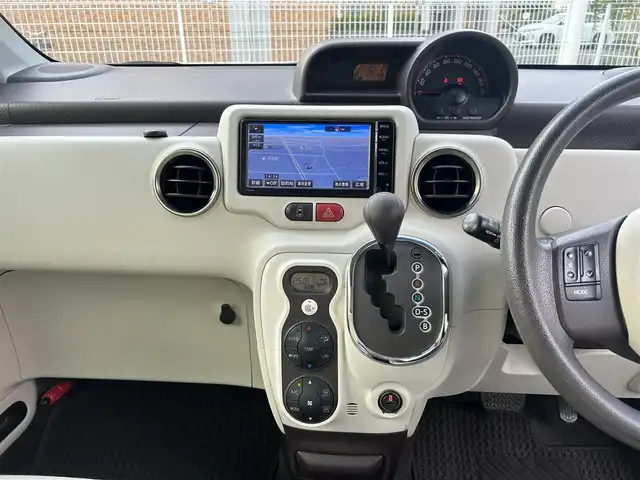 トヨタ ポルテ F アラモード 静岡県 2014(平26)年 9.6万km ホワイトパールクリスタルシャイン ディーラーメモリナビ　NSCP-W64/Bluetooth接続/ワンセグテレビ/CD/バックカメラ/オートエアコン/ウォークスルー/プッシュスタート/片側パワースライドドア(左)/ETC