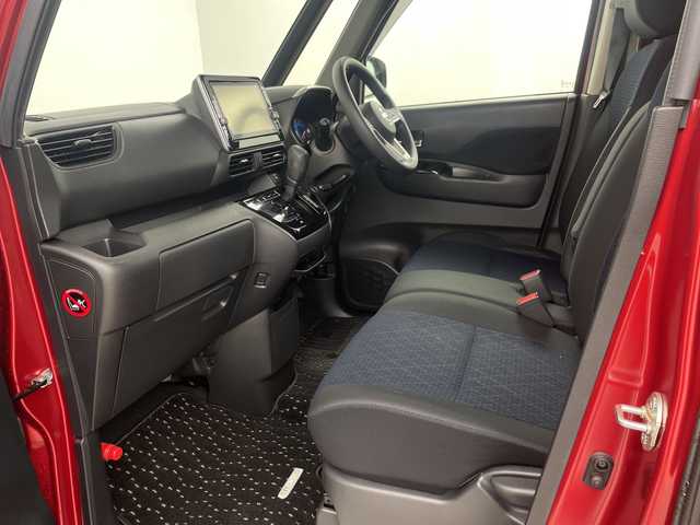 日産 ルークス HWS X プロパイロットED 埼玉県 2021(令3)年 3万km スパークリングレッドM 純正９インチナビ　/アラウンドビューモニター　/両側パワースライドドア　/プロパイロット　/電動パーキング　/フルセグTV/Bluetooth/純正ドライブレコーダー　/ビルトインＥＴＣ　/サーキュレーター　/オートＬＥＤライト　/純正フロアマット