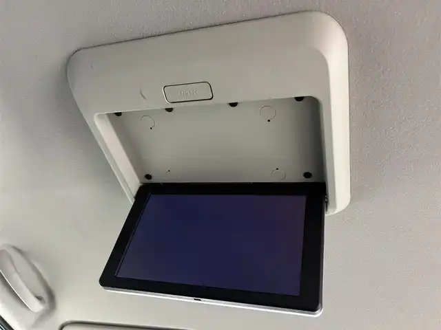 日産 セレナ ハイウェイスター Sハイブリッド 福岡県 2014(平26)年 7.9万km タイガーアイブラウン フリップダウンモニター　/純正８型ナビ／フルセグＴＶ　/バックカメラ　/ＥＴＣ　/前後ドラレコ/クルーズコントロール　/レーンキープ　/アイドリングストップ　/両側電動スライドドア　/Ｗエアコン　/純正１６インチＡＷ