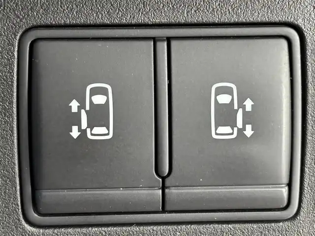 日産 セレナ ハイウェイスター Sハイブリッド 福岡県 2014(平26)年 7.9万km タイガーアイブラウン フリップダウンモニター　/純正８型ナビ／フルセグＴＶ　/バックカメラ　/ＥＴＣ　/前後ドラレコ/クルーズコントロール　/レーンキープ　/アイドリングストップ　/両側電動スライドドア　/Ｗエアコン　/純正１６インチＡＷ